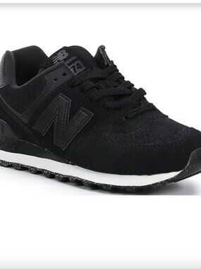 NWT -New Balance Women's 574 Croco Embossed Lifestyle Sneakers